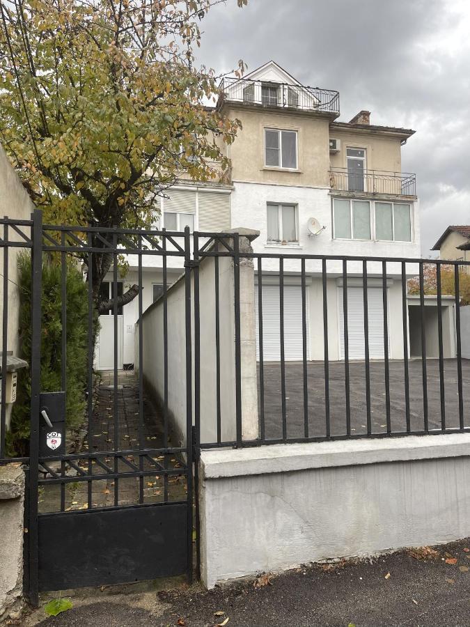 Cozy Spot By The Lions' Bridge Apartamento Sófia Exterior foto